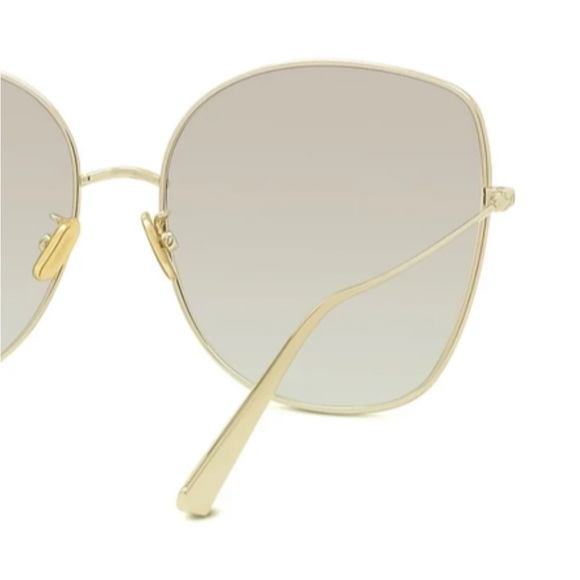 DIORSTELLAIRE BU
Gold/Lilac/Green Gradient
Butterfly
Sunglasses main image 5